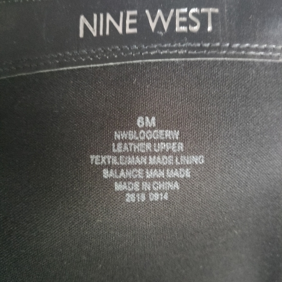 Boots - Picture 2 of 3